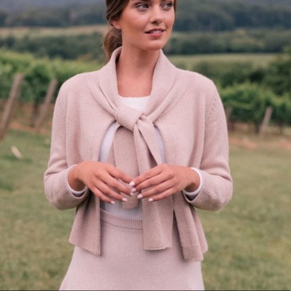 Gal Meets Glam Sweaters - NWT Gal Meets Glam Ashley Blush/Nude Sweater & Skirt Set